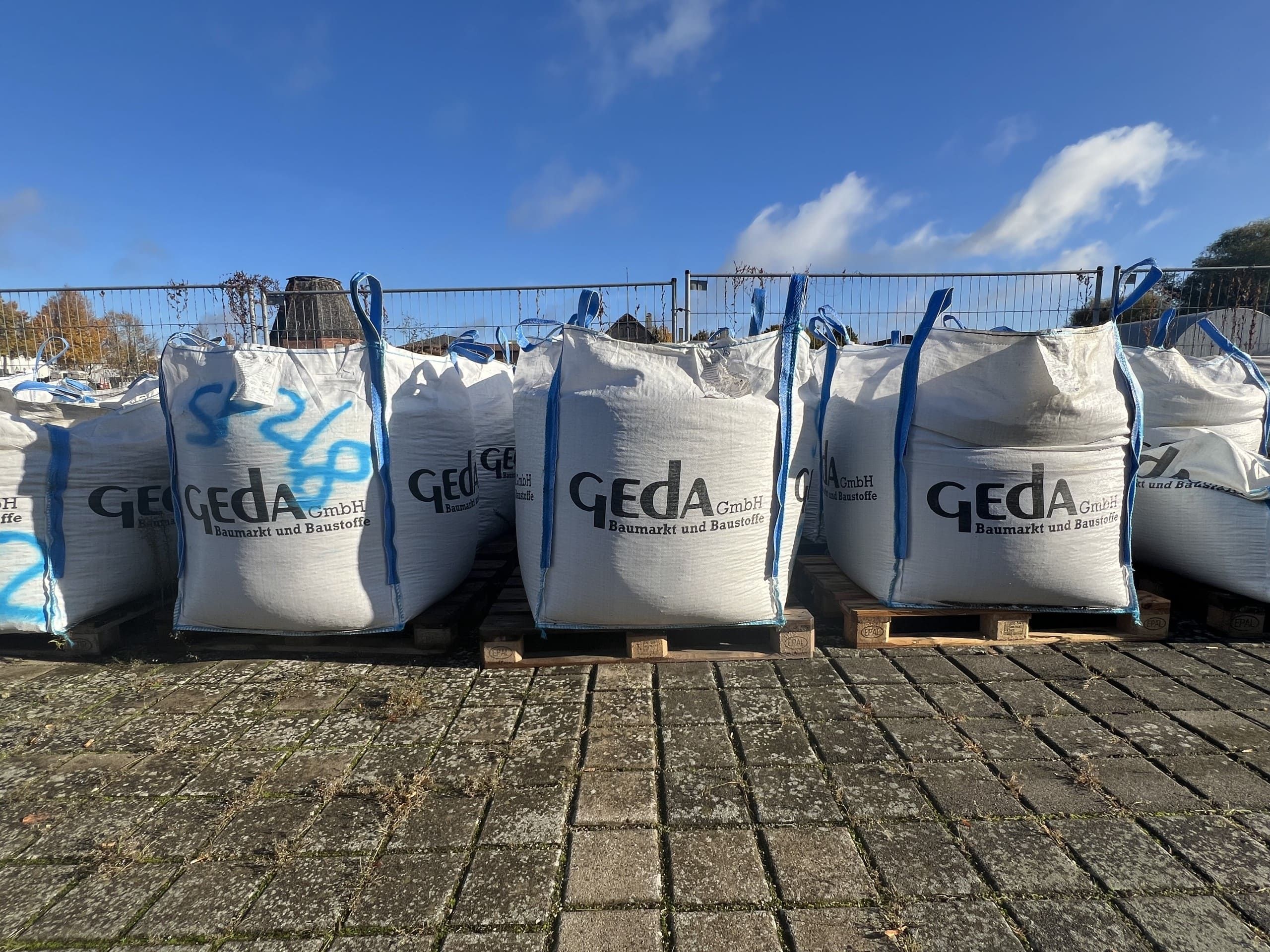 Zement, Mörtel, Beton